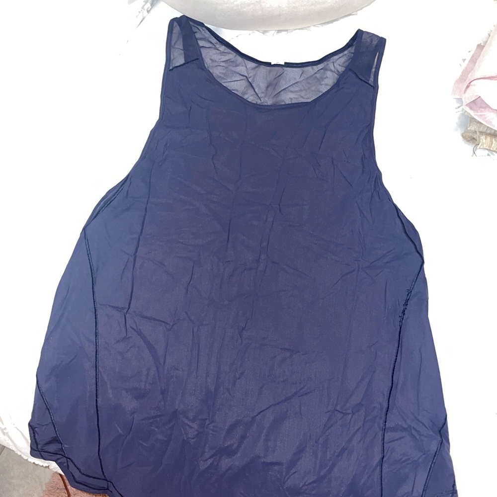 Lululemon tank